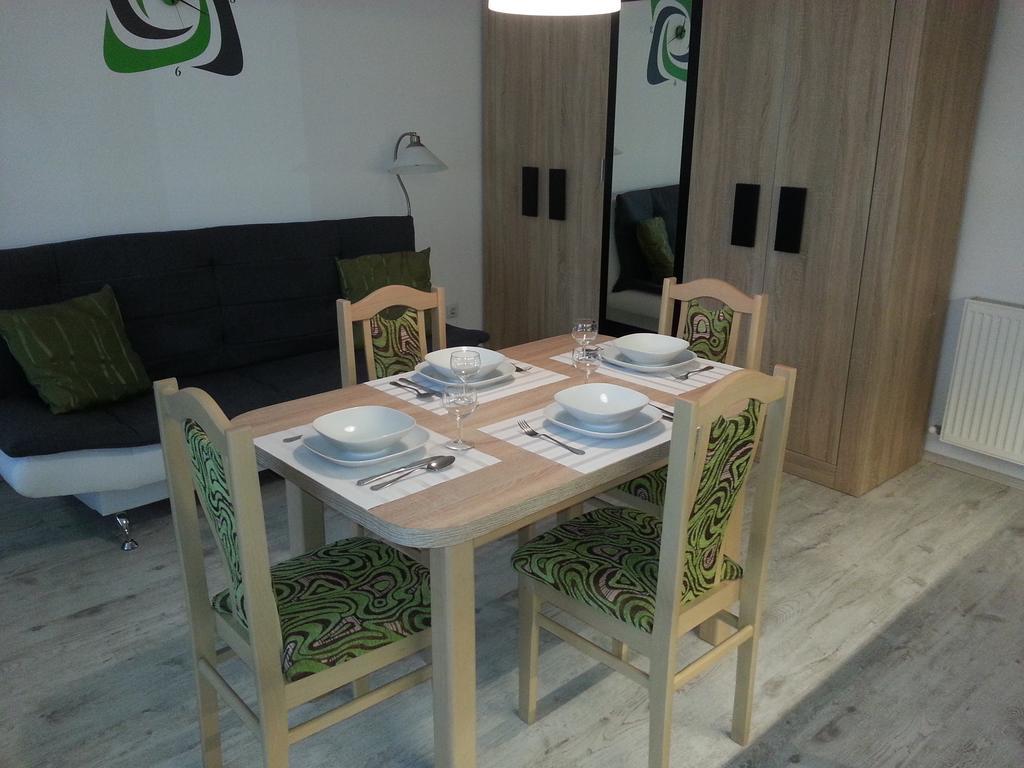 Downtown Apartment มิชโคลซ์ ภายนอก รูปภาพ