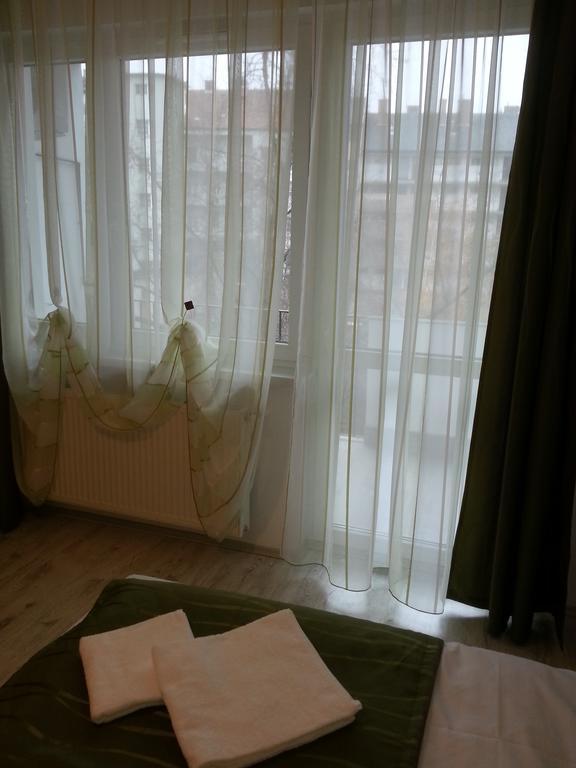 Downtown Apartment มิชโคลซ์ ภายนอก รูปภาพ